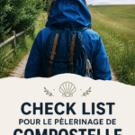Pèlerinage de Compostelle, une femme avec un sac à dos sur le chemin