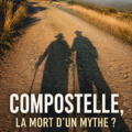 Pèlerins marchant sur le chemin de Compostelle, entourés de paysages verdoyants