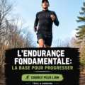 Une femme courant sur un sentier, symbolisant l'endurance fondamentale en trail.