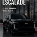 Un Cadillac Escalade garé devant un paysage urbain, représentant le luxe et l'élégance.