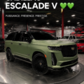 Vue latérale du Cadillac Escalade V, SUV alliant luxe et sportivité.